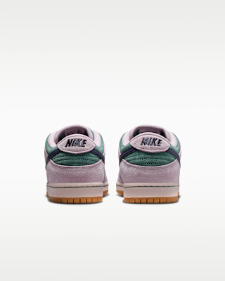 Nike SB Dunk Low Pro Kaykay Ayakkabısı. Nike TR